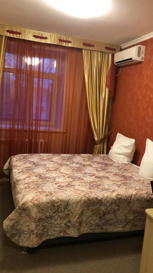 Mereke Hotel Ustʼ-Kamenogorsk Exterior foto