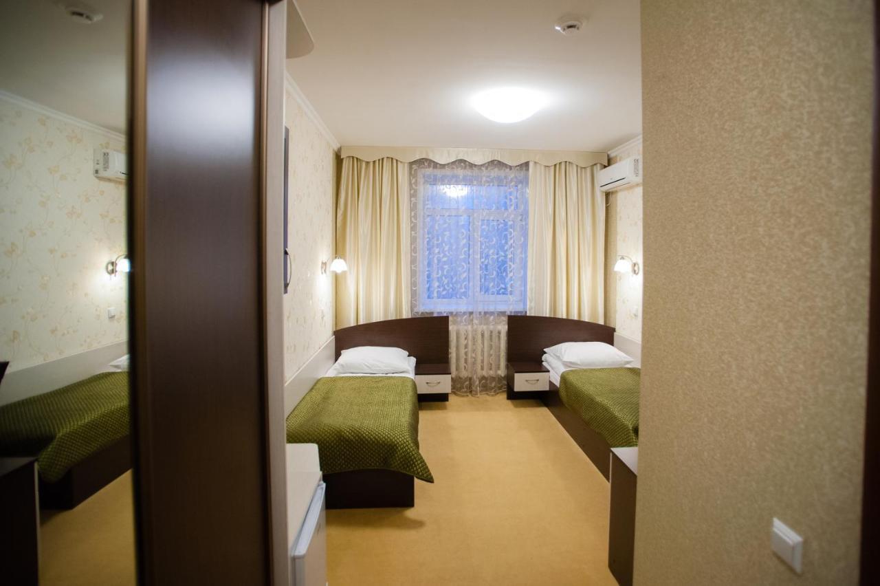 Mereke Hotel Ustʼ-Kamenogorsk Exterior foto